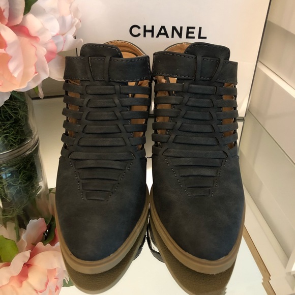 Report Weave Gray Mule Ankle Booties Slides - Picture 8 of 9